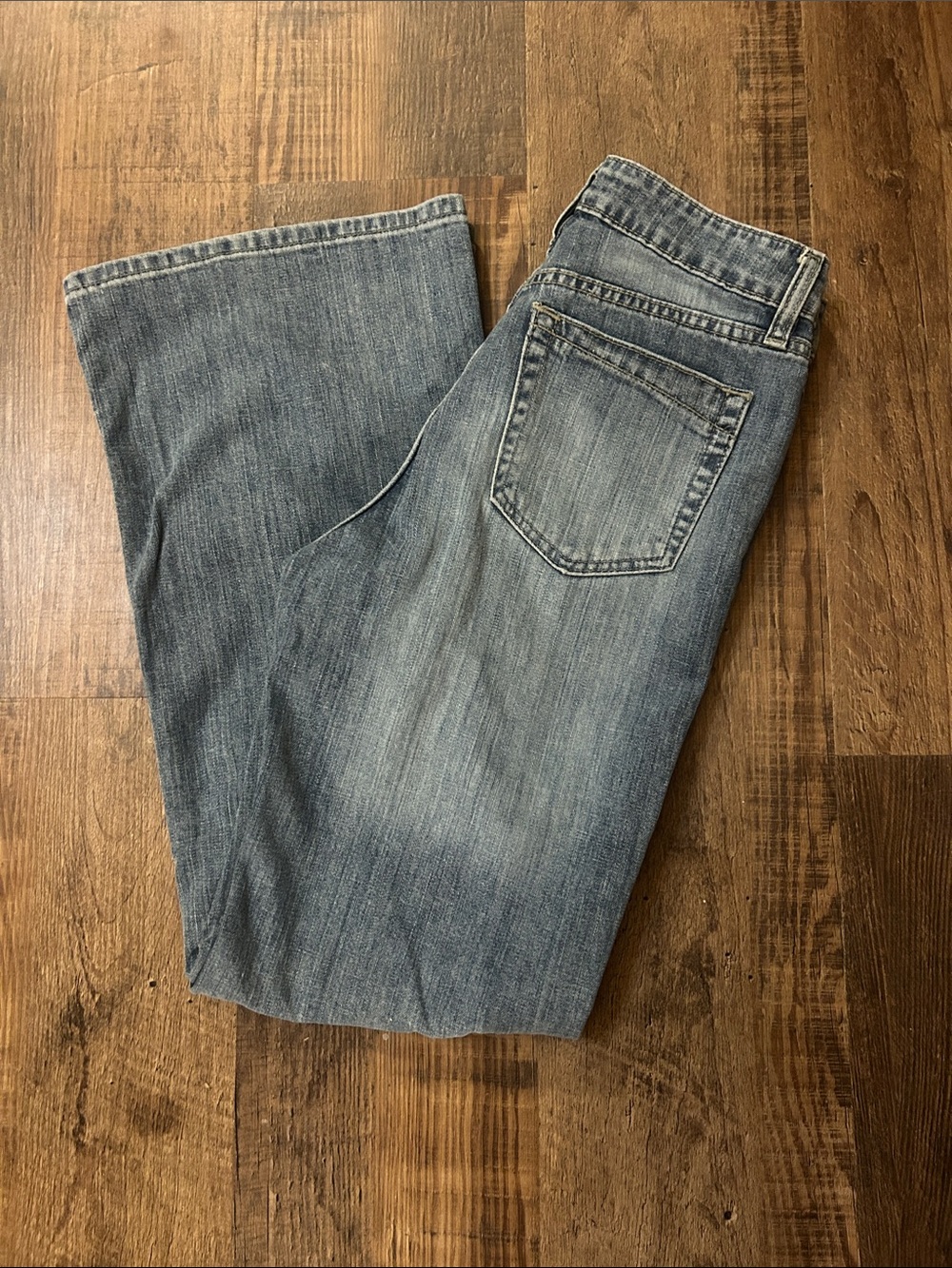 Cinch Tatum wide leg, high rise jeans.